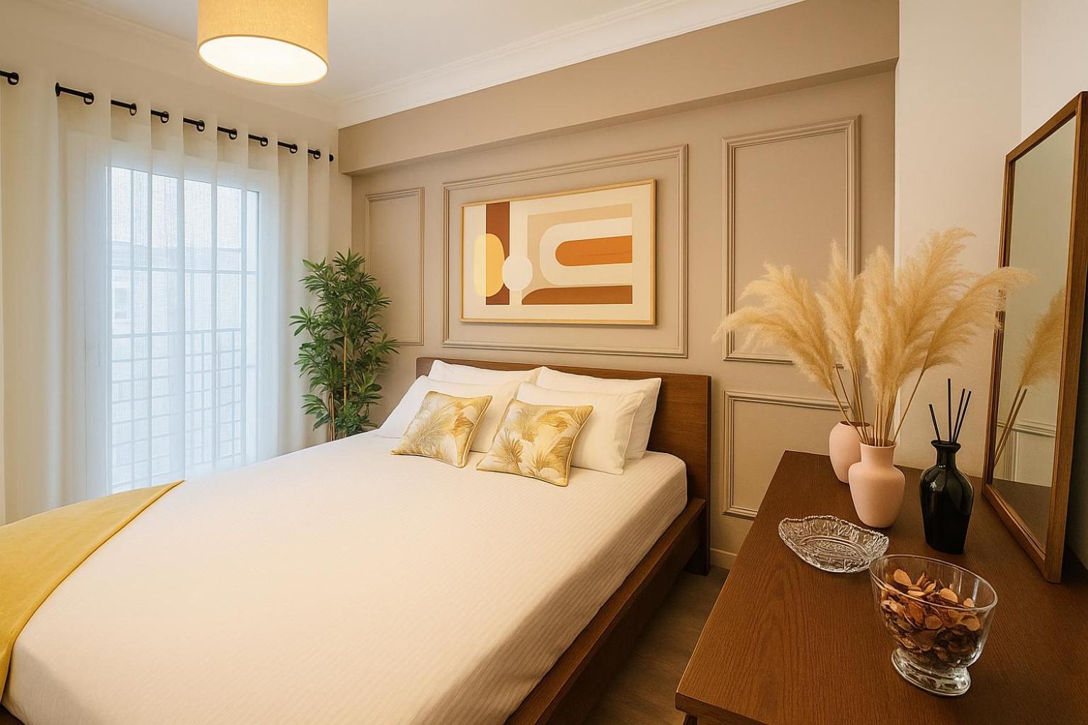 Architects Haven In Luxury 3br - Near Train & Tramway Apartment *